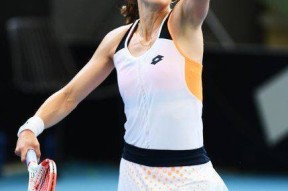 穆古鲁扎爆冷击败湖人，出色防守引爆全场！的简单介绍