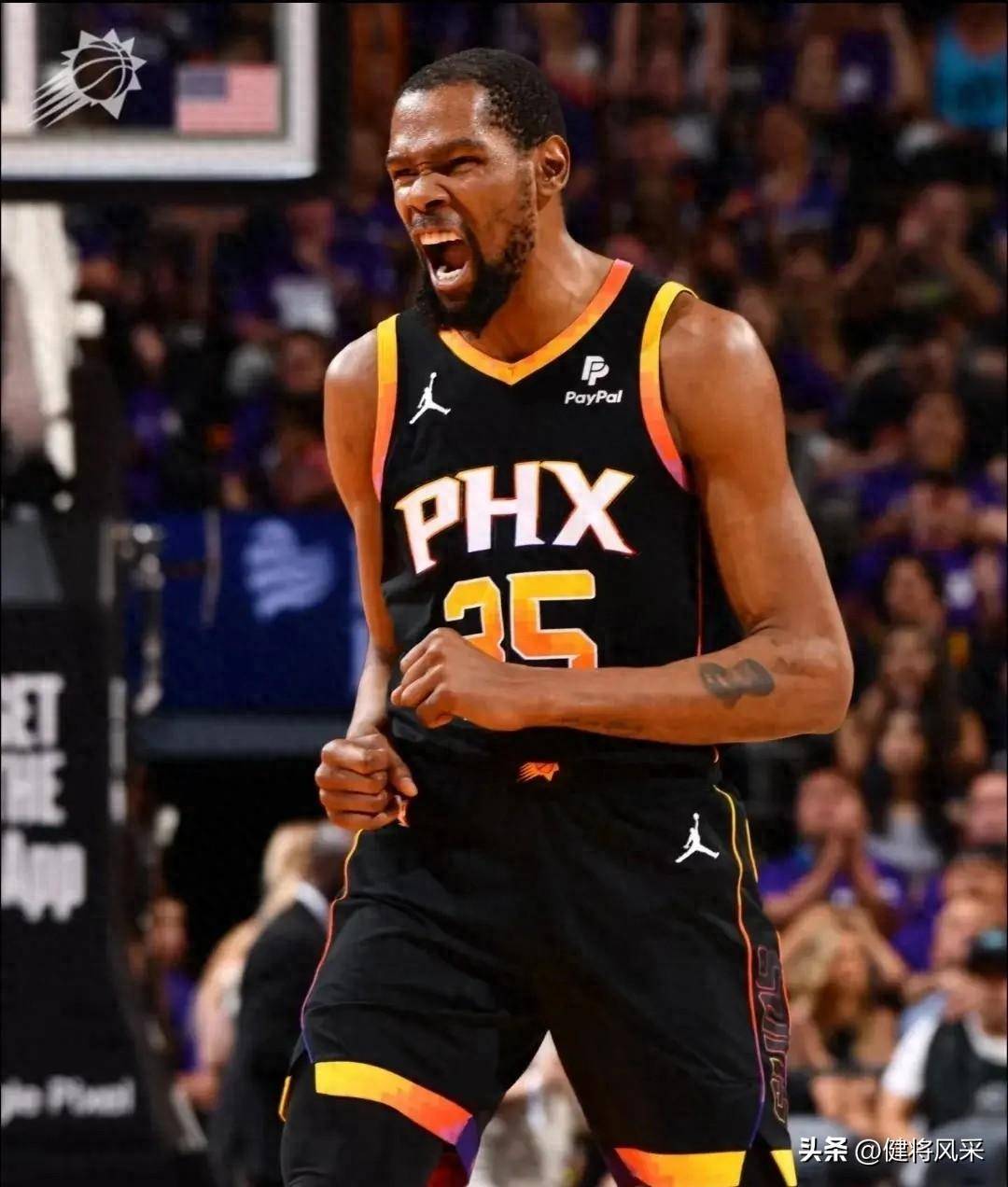 关于杜兰特回归赛场,战术调整首场状态亮眼,巴塞罗那观众沸腾!的信息 关于杜兰特回归赛场,战术调整首场状态亮眼,巴塞罗那观众沸腾!的信息