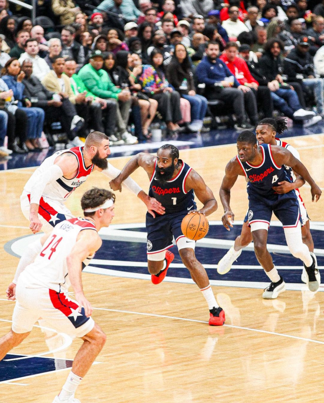 包含哈登关键节点败北,西班牙队带队取胜!的词条 包含哈登关键节点败北,西班牙队带队取胜!的词条